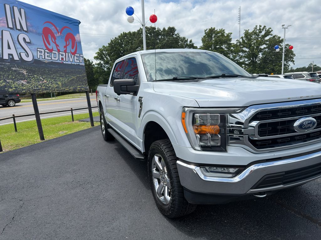 2021 Ford F-150 XLT photo 3