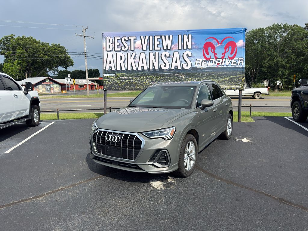 2023 Audi Q3 S line Premium photo 1