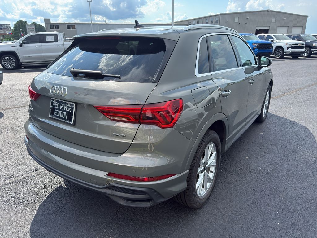 2023 Audi Q3 S line Premium photo 5