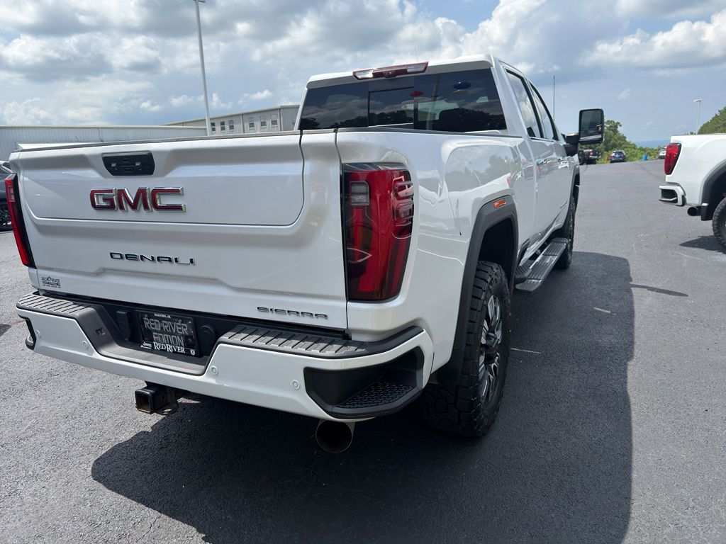 2024 GMC Sierra Denali photo 5