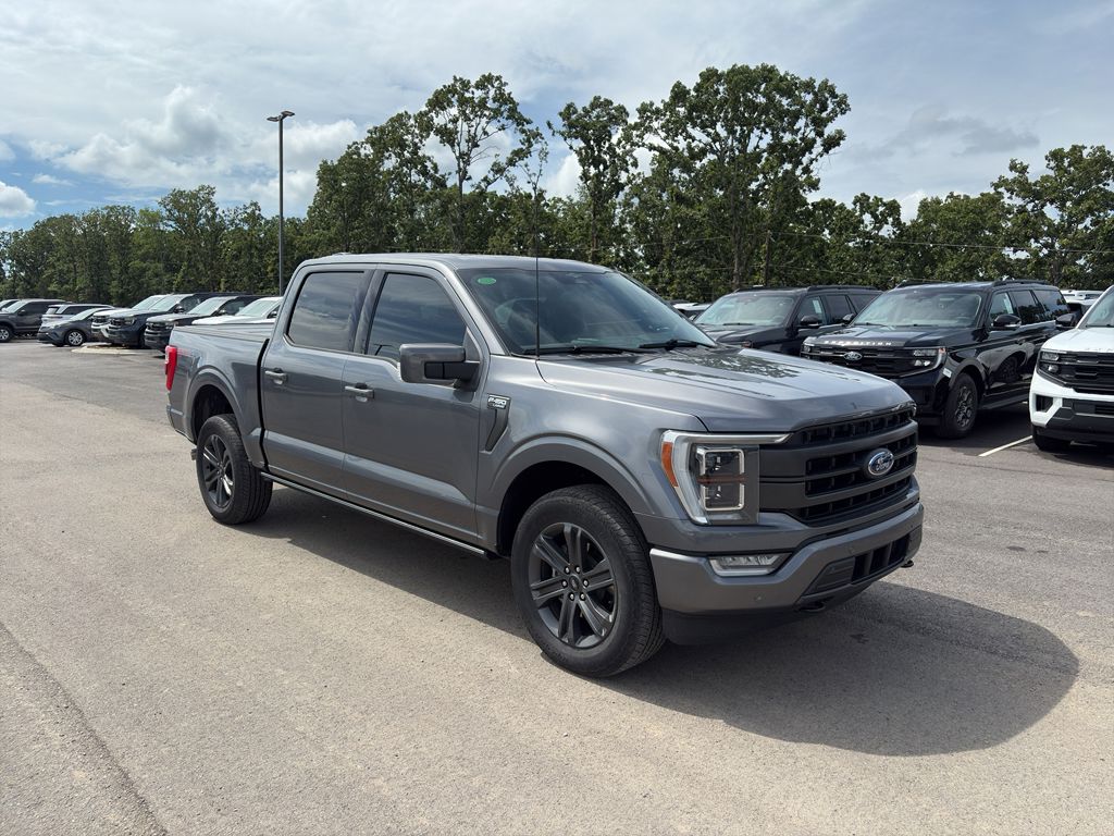 2023 Ford F-150 LARIAT photo 4
