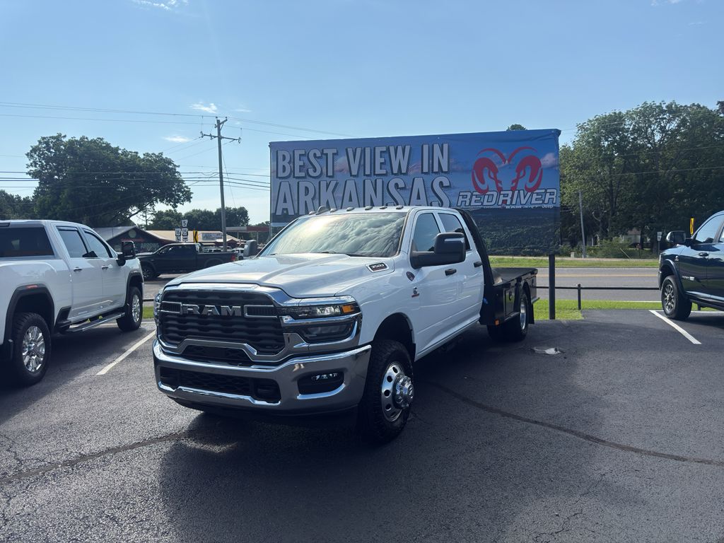 2025 Ram 3500 Chassis Tradesman photo 1