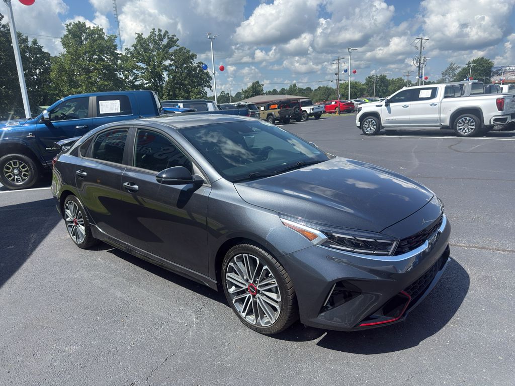 2024 Kia Forte GT photo 3
