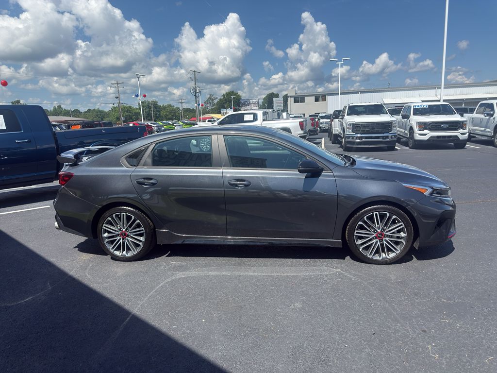 2024 Kia Forte GT photo 4