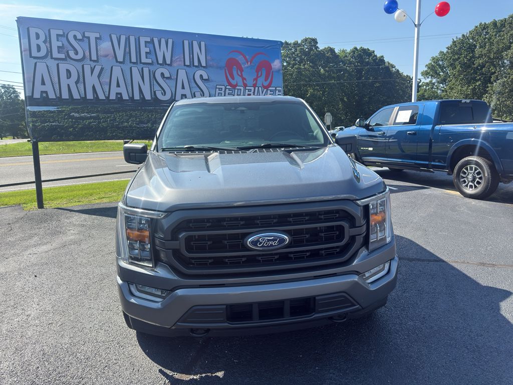 2022 Ford F-150 XLT photo 2