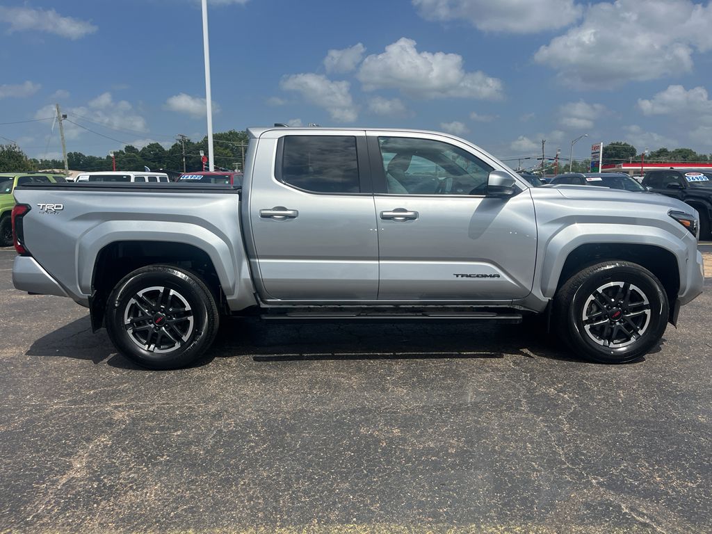 2024 Toyota Tacoma TRD Sport photo 4