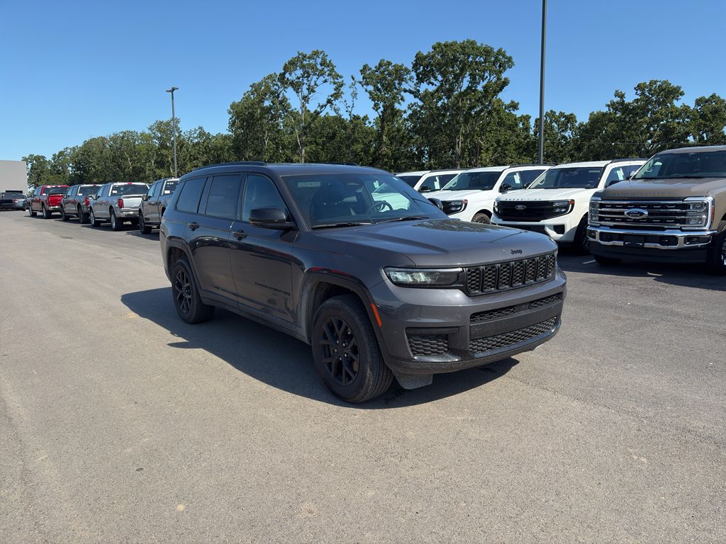 2025 Jeep Grand Cherokee L Altitude X photo 4