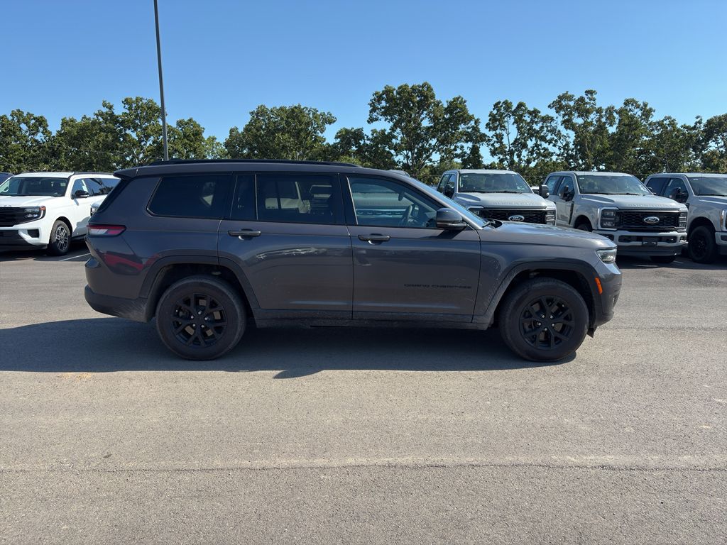 2025 Jeep Grand Cherokee L Altitude X photo 5