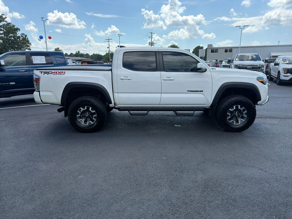 2023 Toyota Tacoma TRD Off Road photo 4
