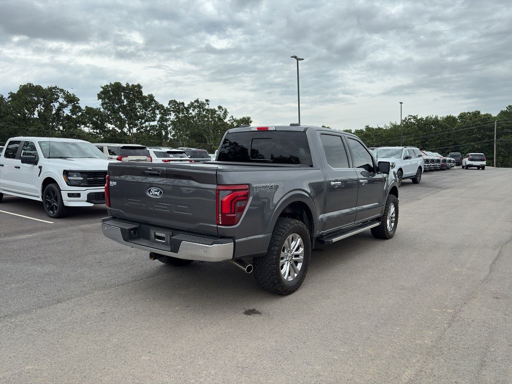 2024 Ford F-150 LARIAT photo 3