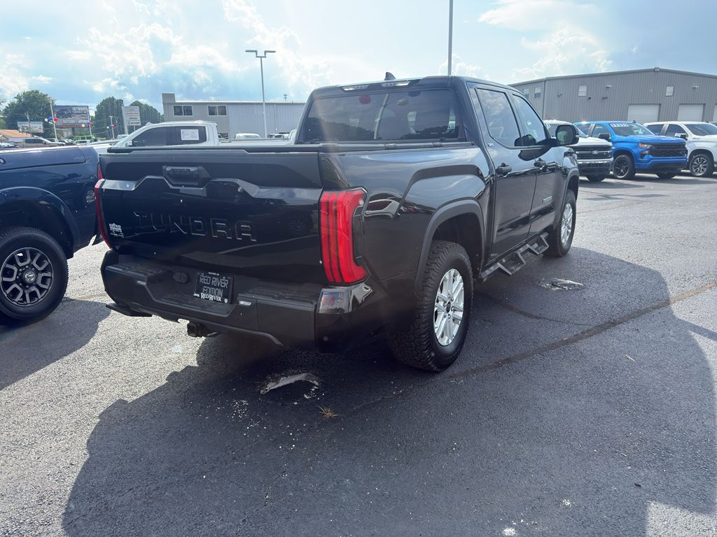 2024 Toyota Tundra SR5 photo 5