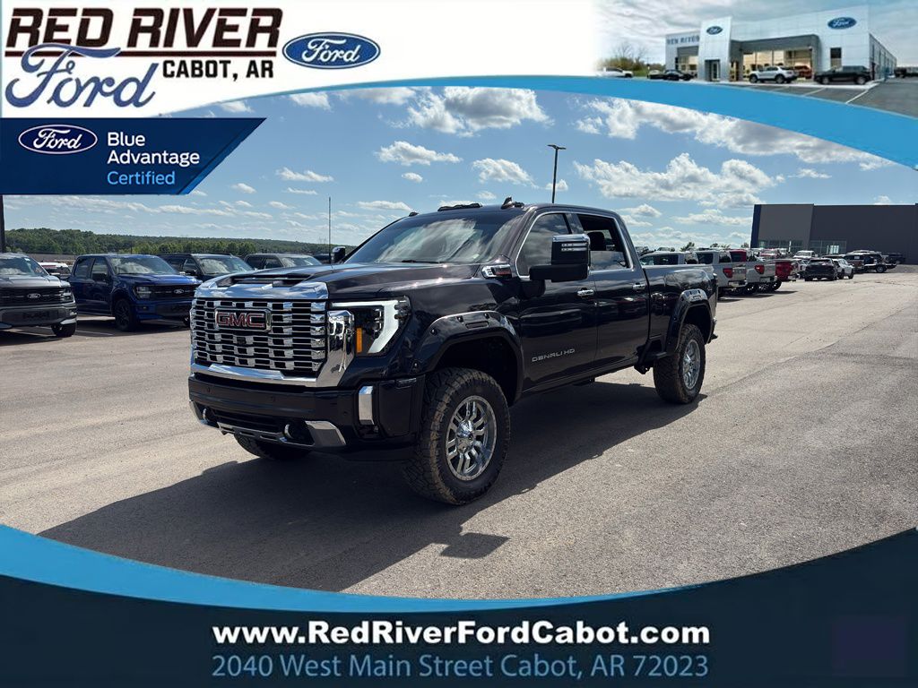 2024 GMC Sierra Denali photo 1