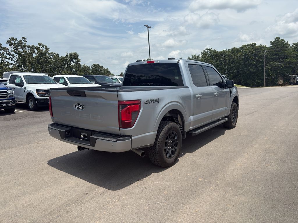 2026 Ford F-150 XLT photo 3