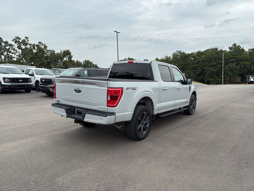 2023 Ford F-150 XLT photo 3