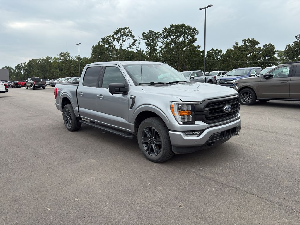 2023 Ford F-150 XLT photo 4