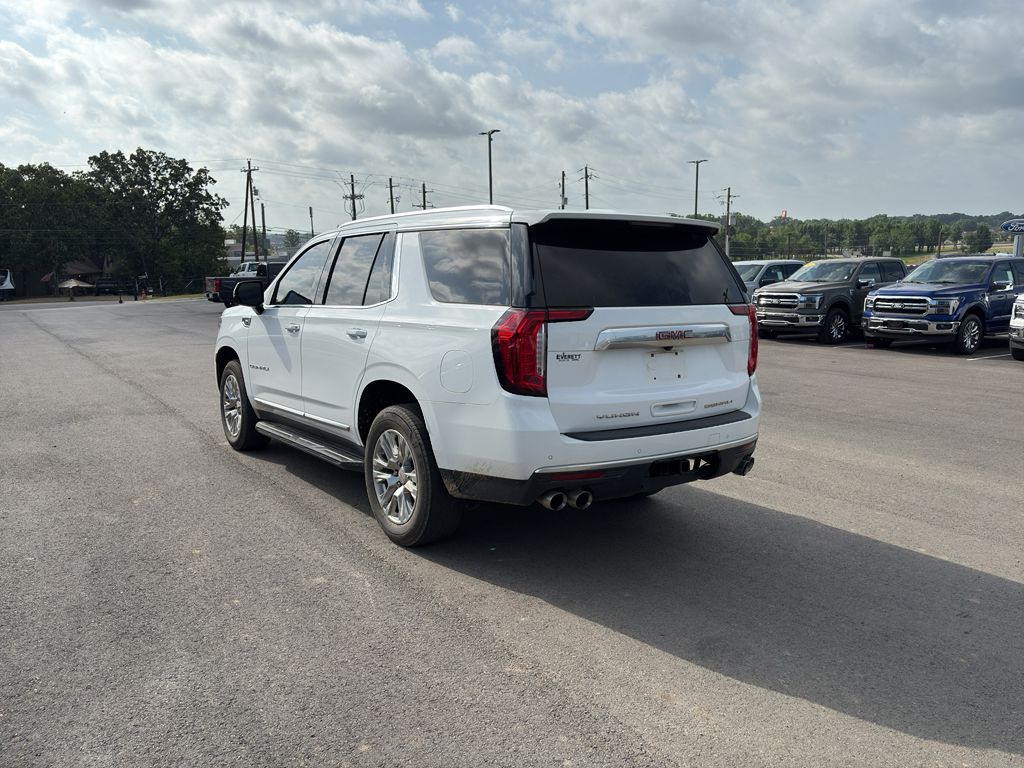2021 GMC Yukon Denali photo 2