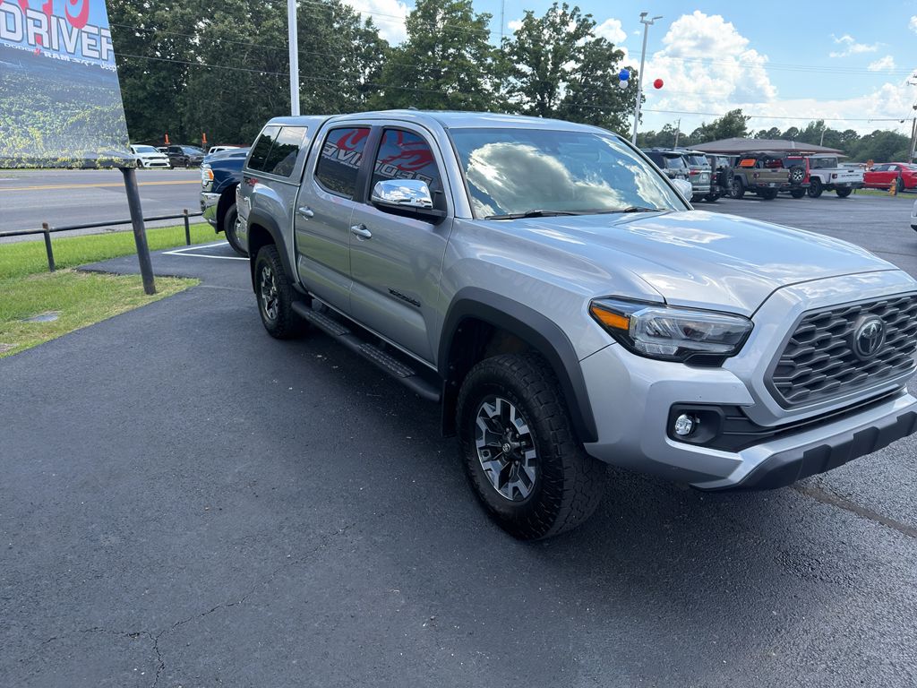 2022 Toyota Tacoma TRD Off Road photo 3