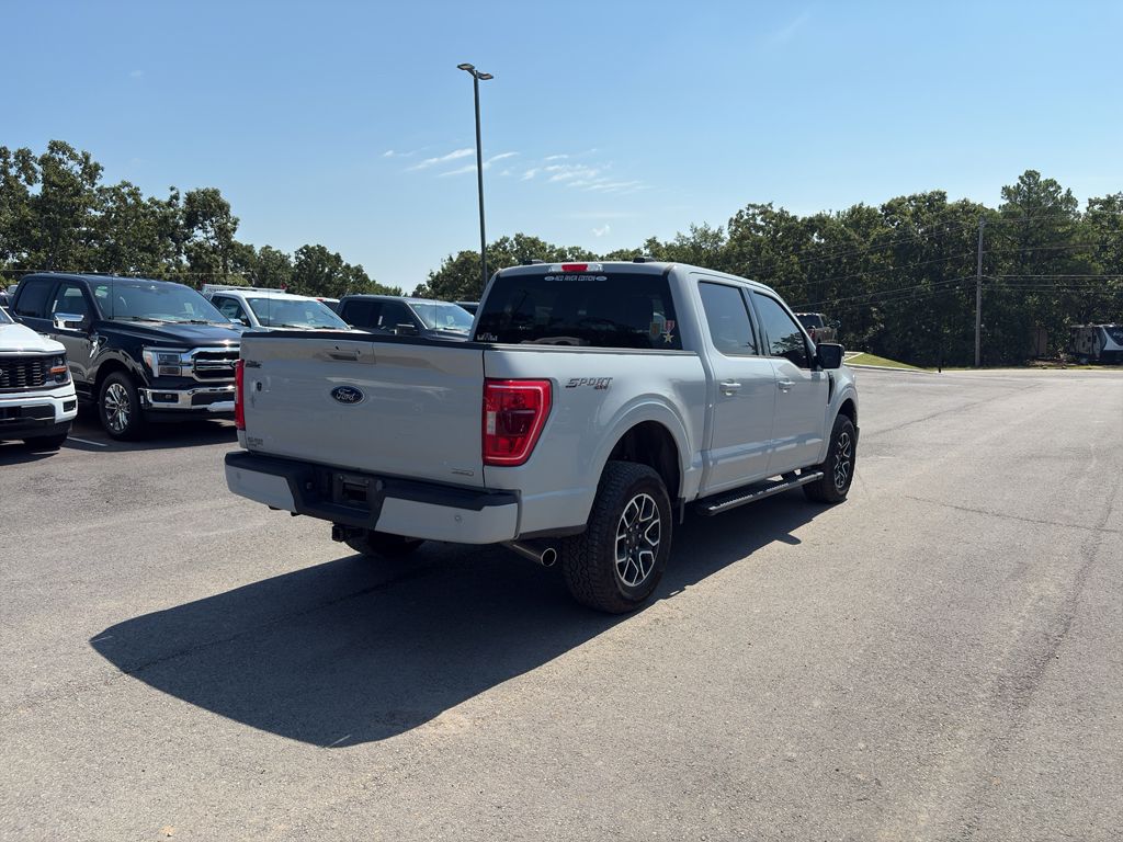 2023 Ford F-150 XLT photo 3