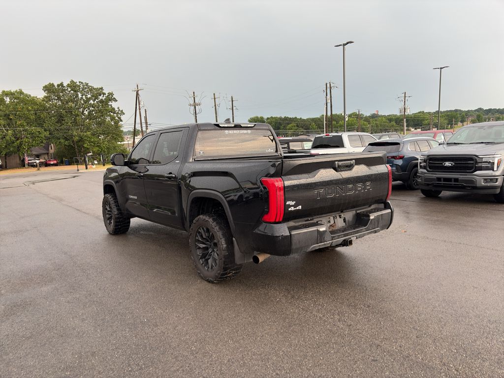 2024 Toyota Tundra SR5 photo 2