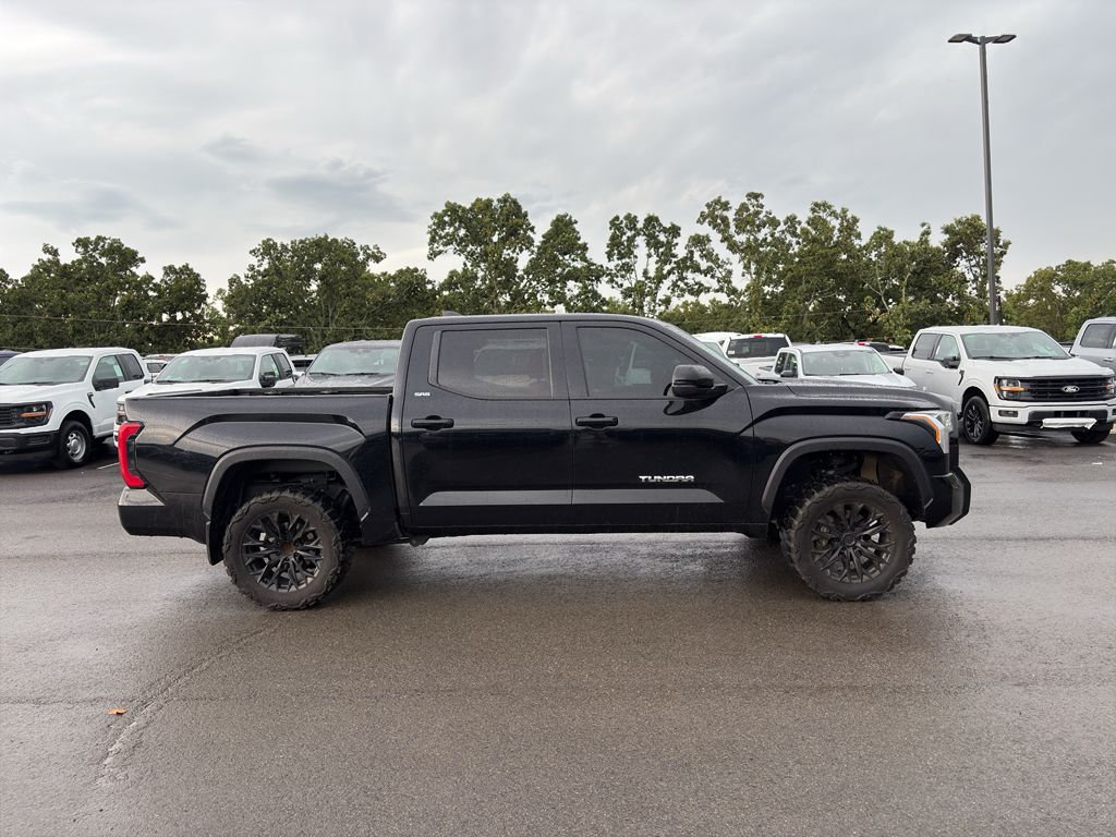 2024 Toyota Tundra SR5 photo 5