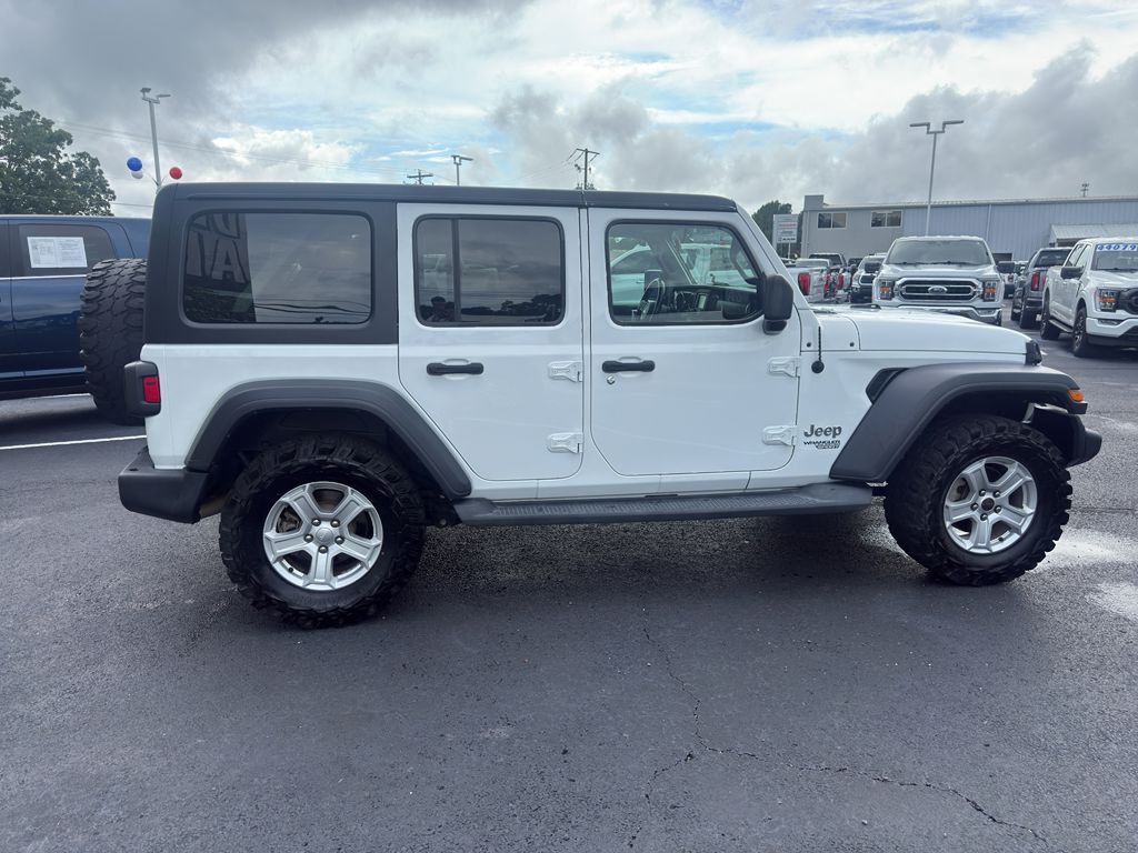 2020 Jeep Wrangler Sport S photo 4