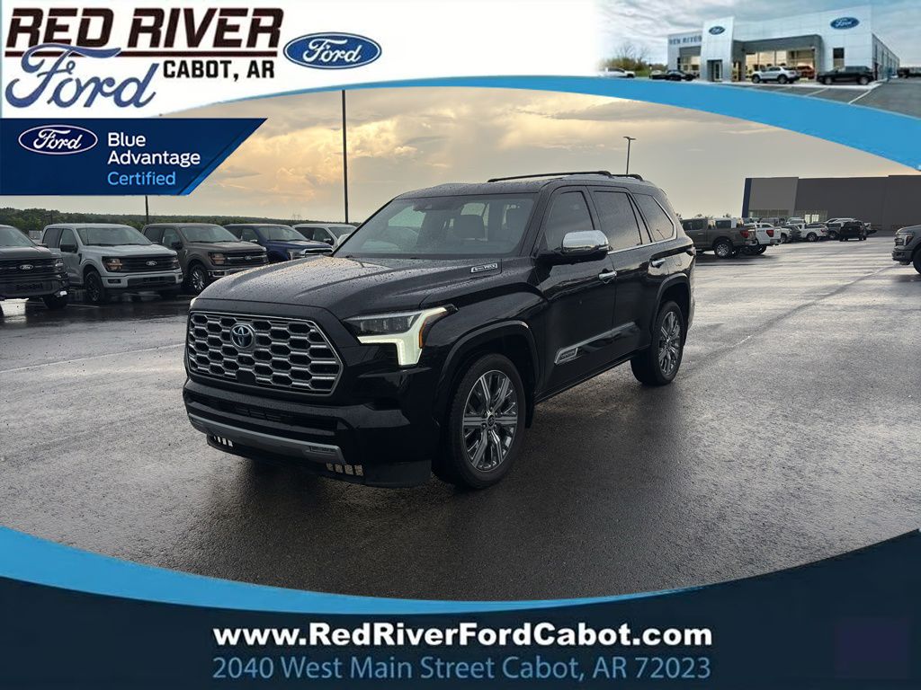 2023 Toyota Sequoia Capstone photo 1