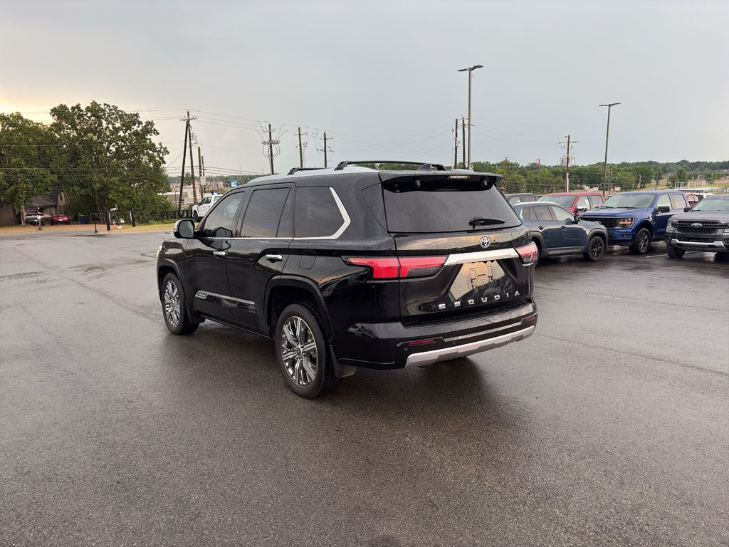 2023 Toyota Sequoia Capstone photo 2