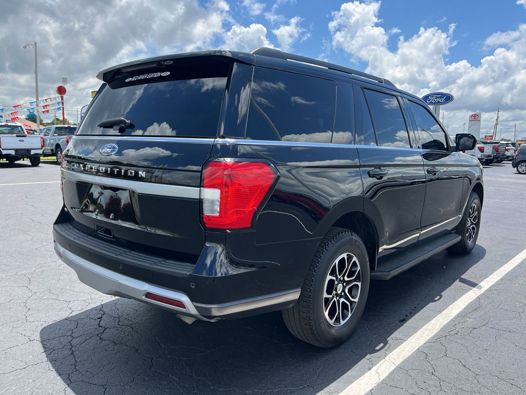 2024 Ford Expedition XLT photo 5