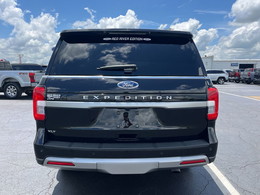 2024 Ford Expedition XLT photo 6