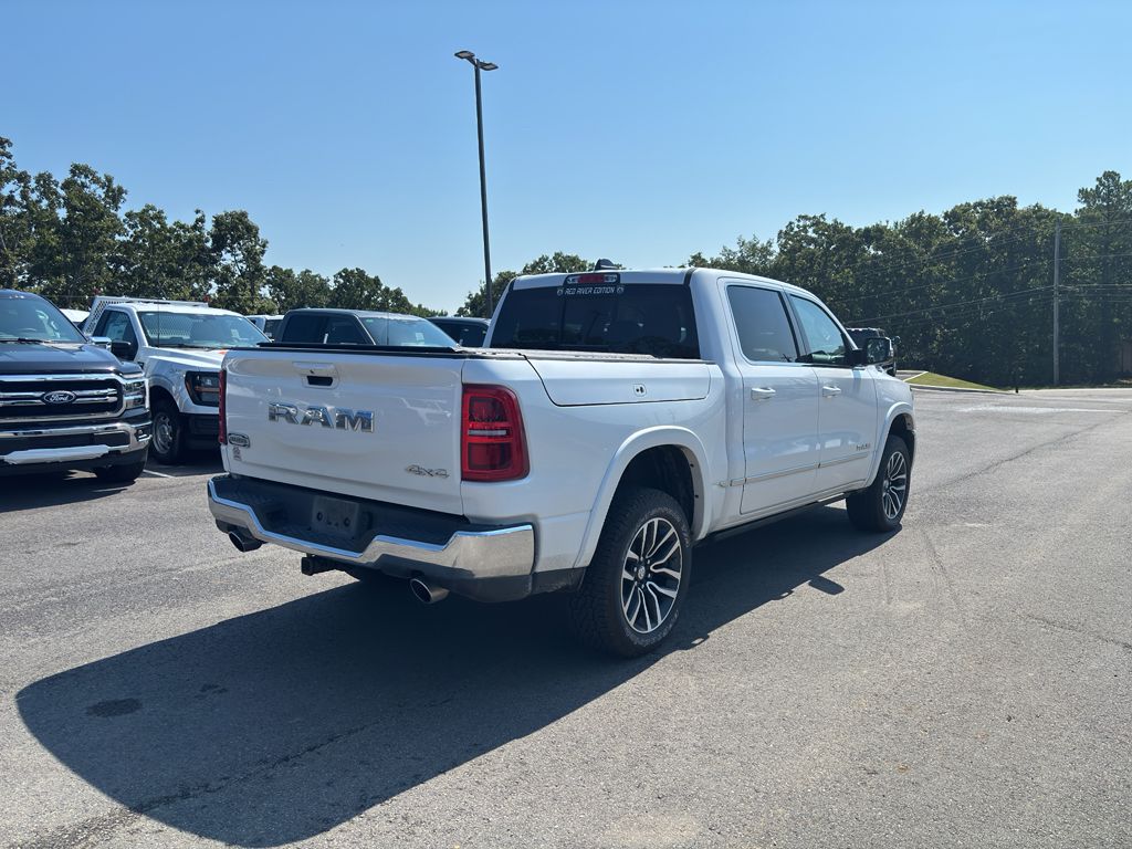 2025 Ram 1500 Longhorn photo 3