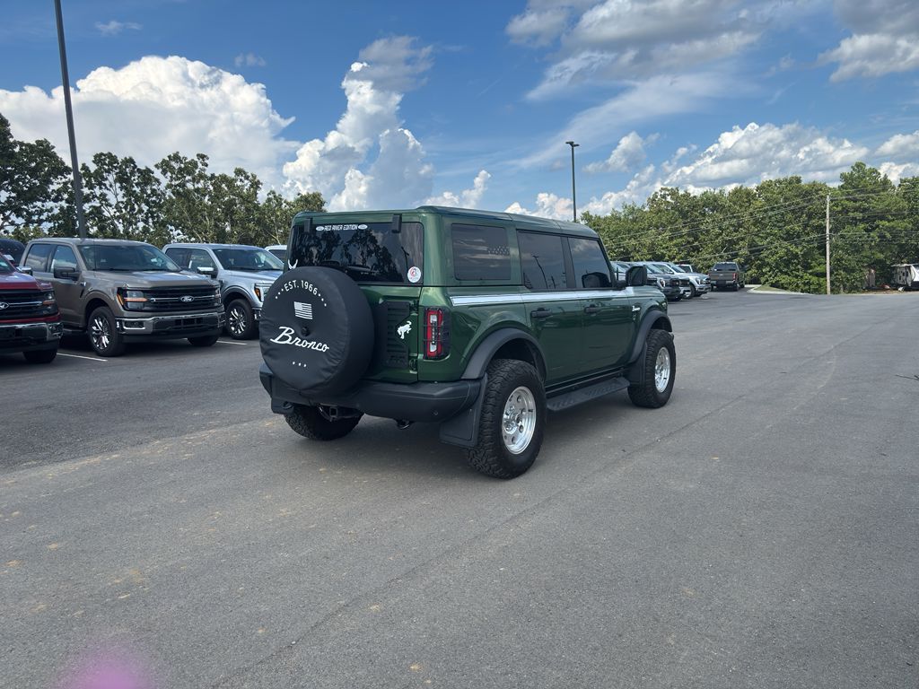 2025 Ford Bronco Badlands photo 3