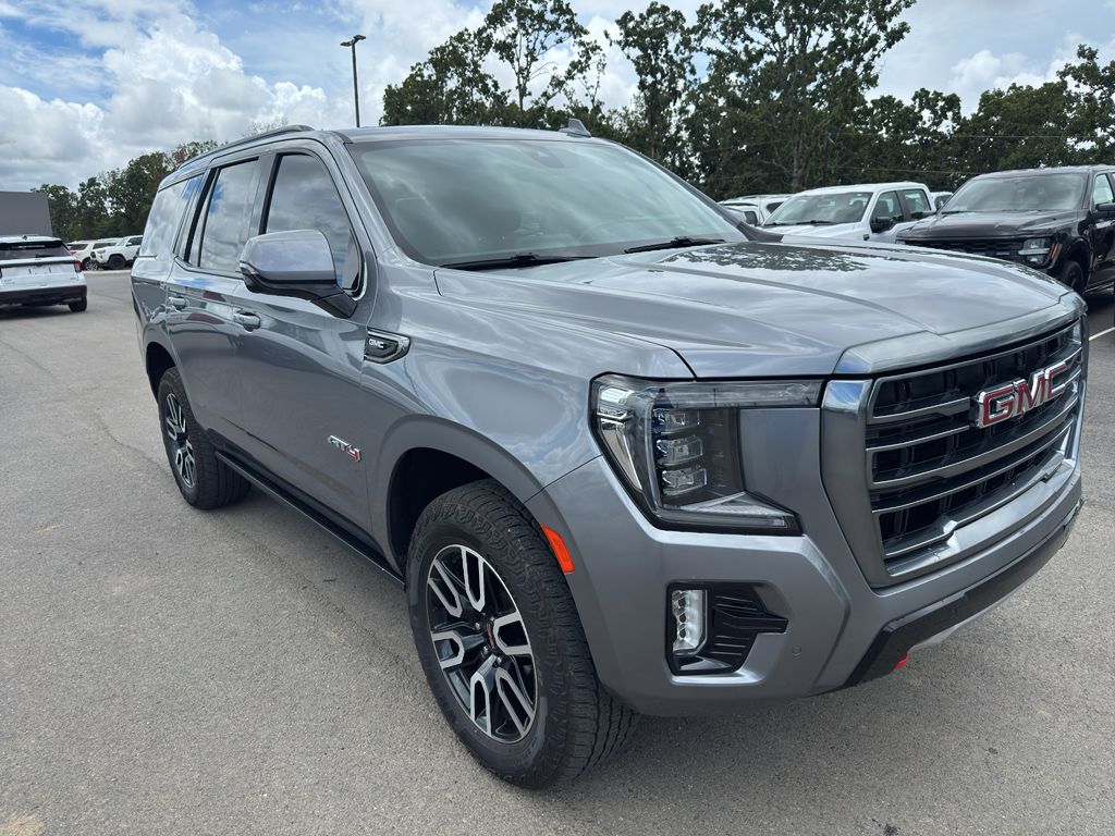 2022 GMC Yukon AT4 photo 3