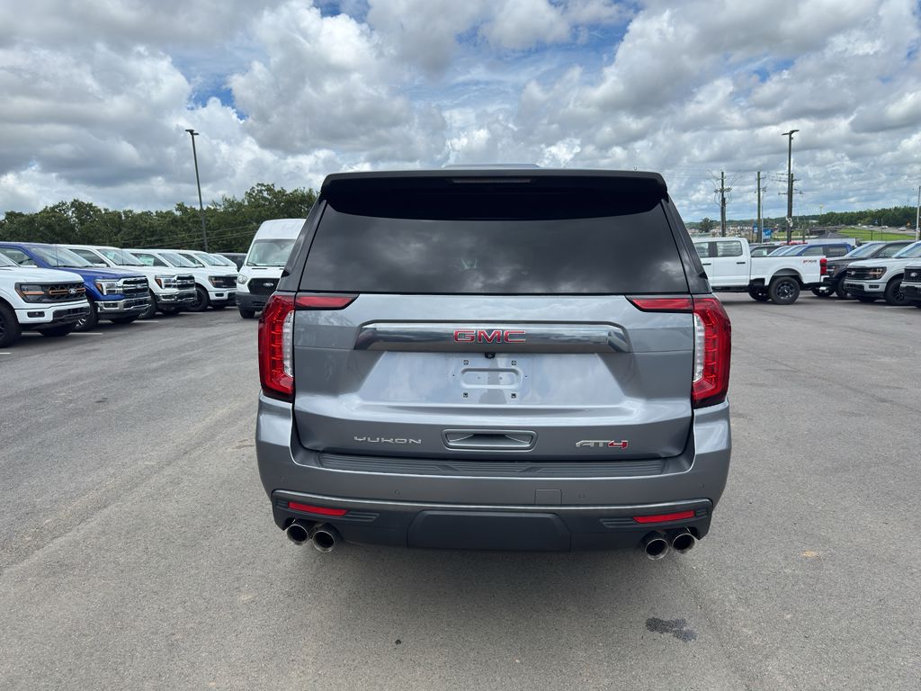 2022 GMC Yukon AT4 photo 6