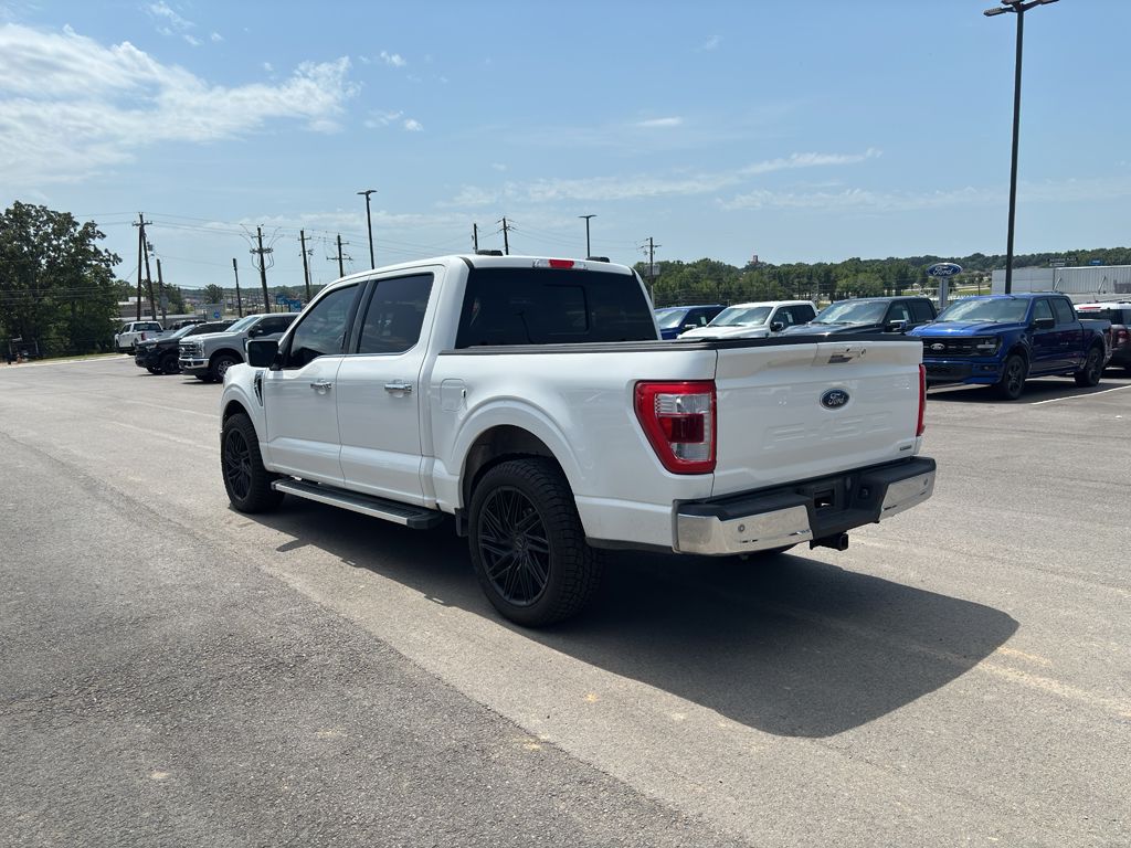 2023 Ford F-150 LARIAT photo 2