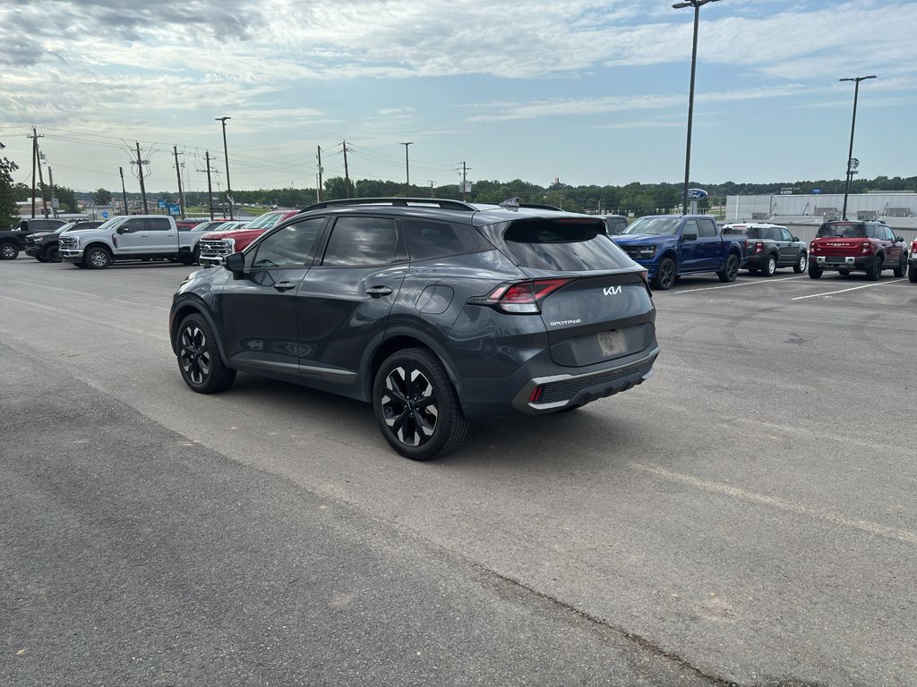 2024 Kia Sportage X-Line photo 2