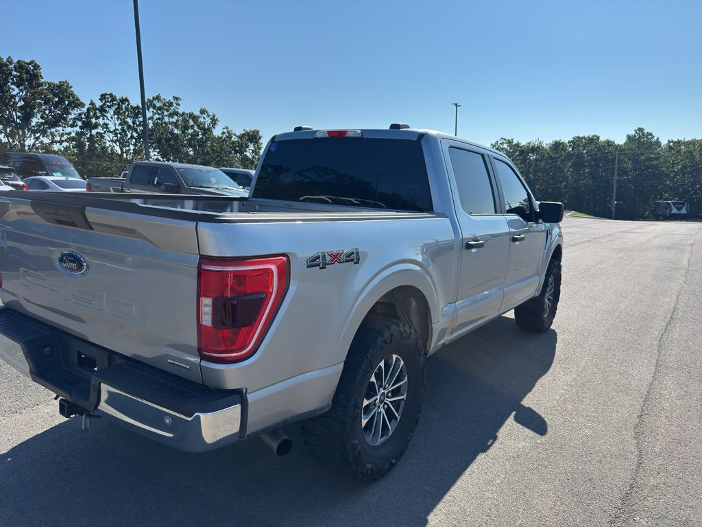 2023 Ford F-150 XLT photo 5