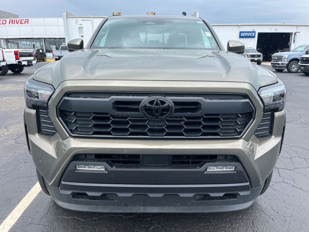 2026 Toyota Tacoma Hybrid TRD Off Road Hybrid photo 2