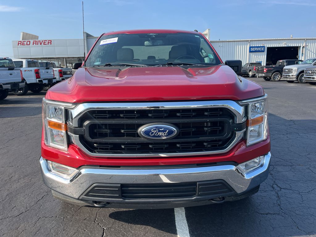2022 Ford F-150 XLT photo 2
