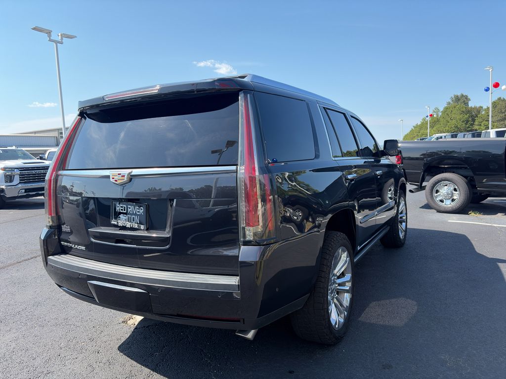 2019 Cadillac Escalade Premium Luxury photo 3