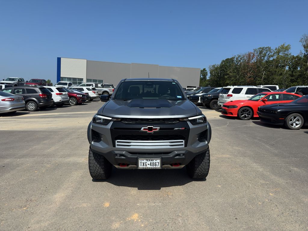 2023 Chevrolet Colorado 4WD ZR2 photo 2