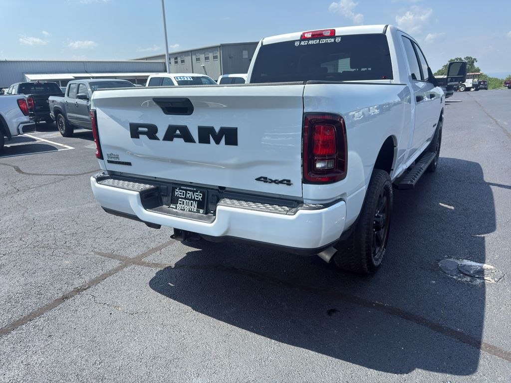 2025 Ram 2500 Big Horn photo 5