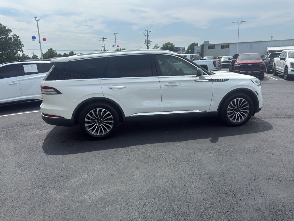 2023 Lincoln Aviator Reserve photo 4