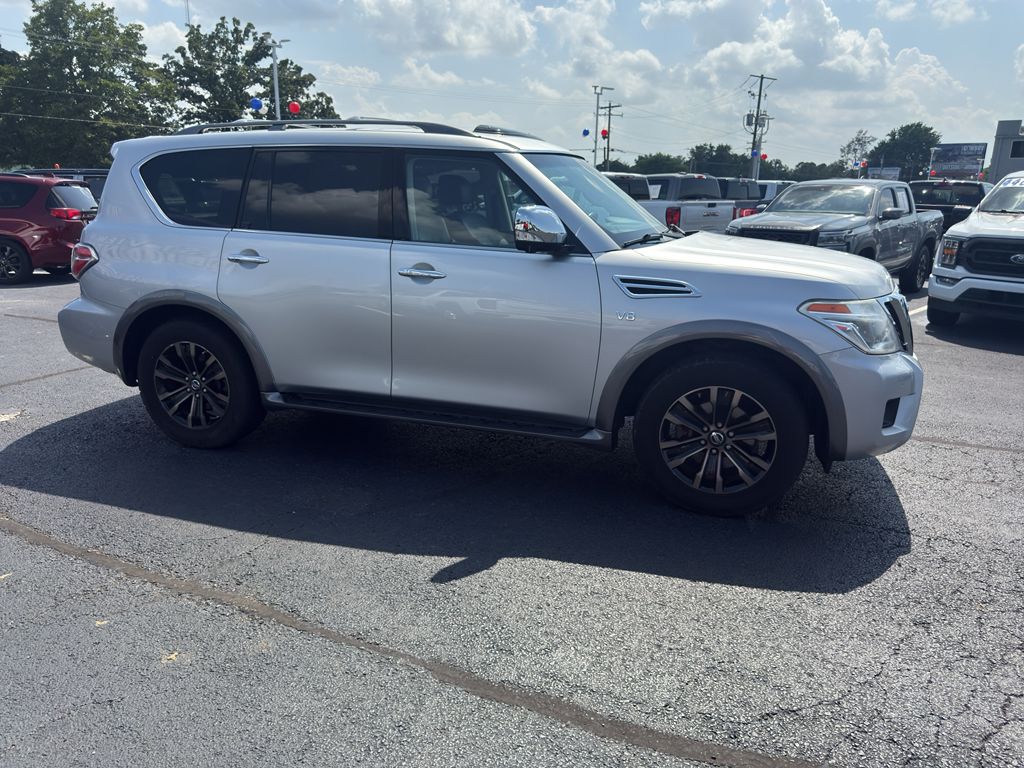 2017 Nissan Armada Platinum photo 4