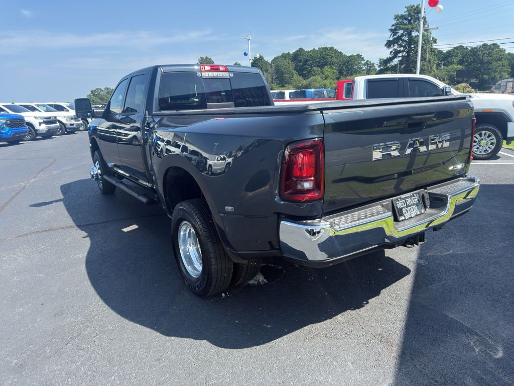 2025 Ram 3500 Tradesman photo 6