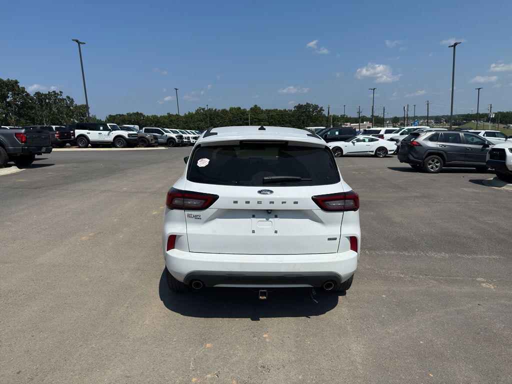2023 Ford Escape ST-Line photo 6