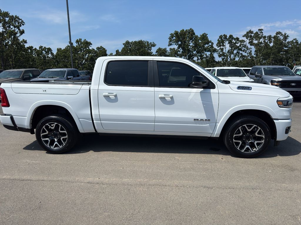 2025 Ram 1500 Laramie photo 4