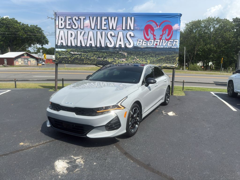 2024 Kia K5 GT-Line photo 1