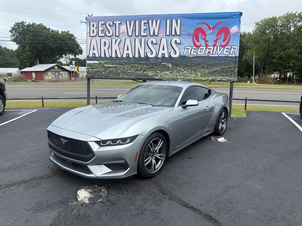 2025 Ford Mustang EcoBoost photo 1