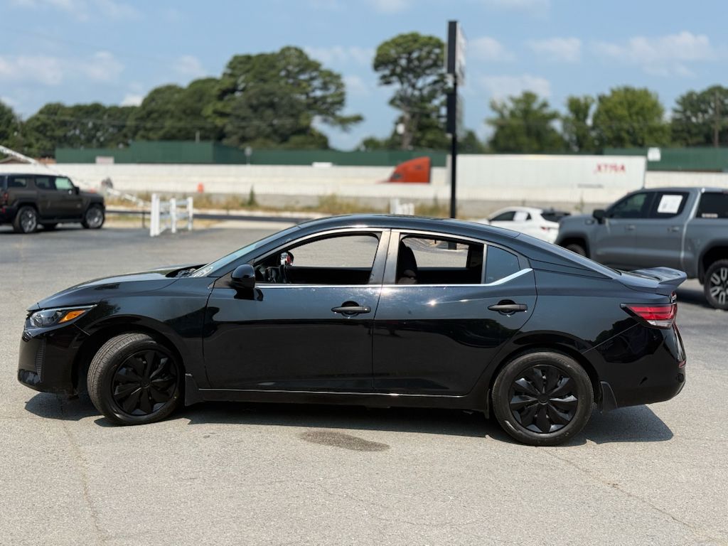 2025 Nissan Sentra S photo 4