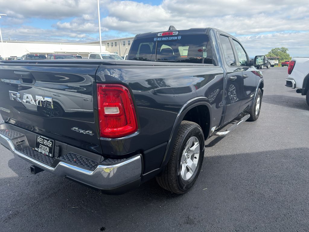 2025 Ram 1500 Big Horn photo 5